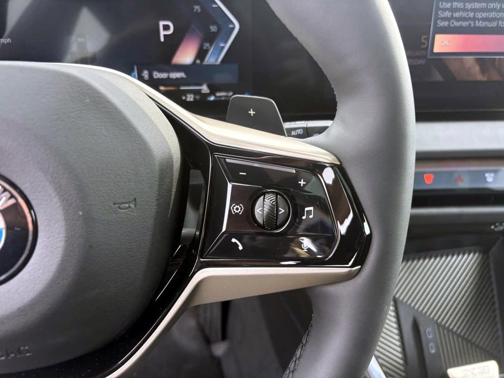 Used 2025 BMW X3 xDrive30i w/ Premium Package image 17