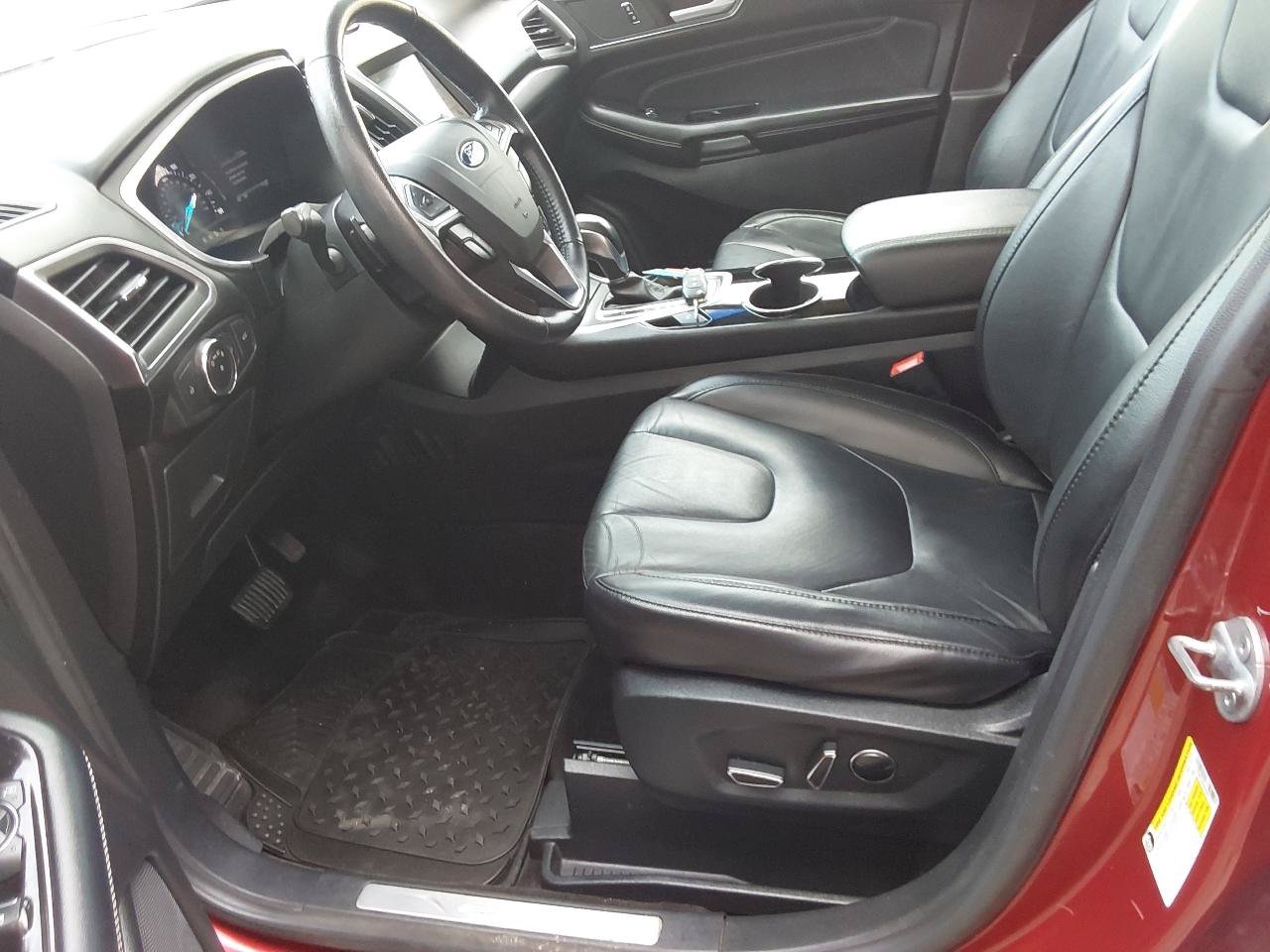 Used 2016 Ford Edge Titanium AWD/4WD image 19