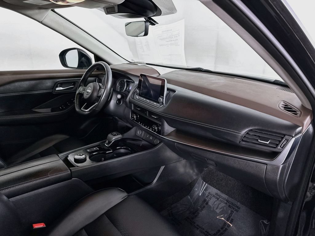 Certified 2023 Nissan Rogue SV w/ SV Premium B Package AWD/4WD image 39