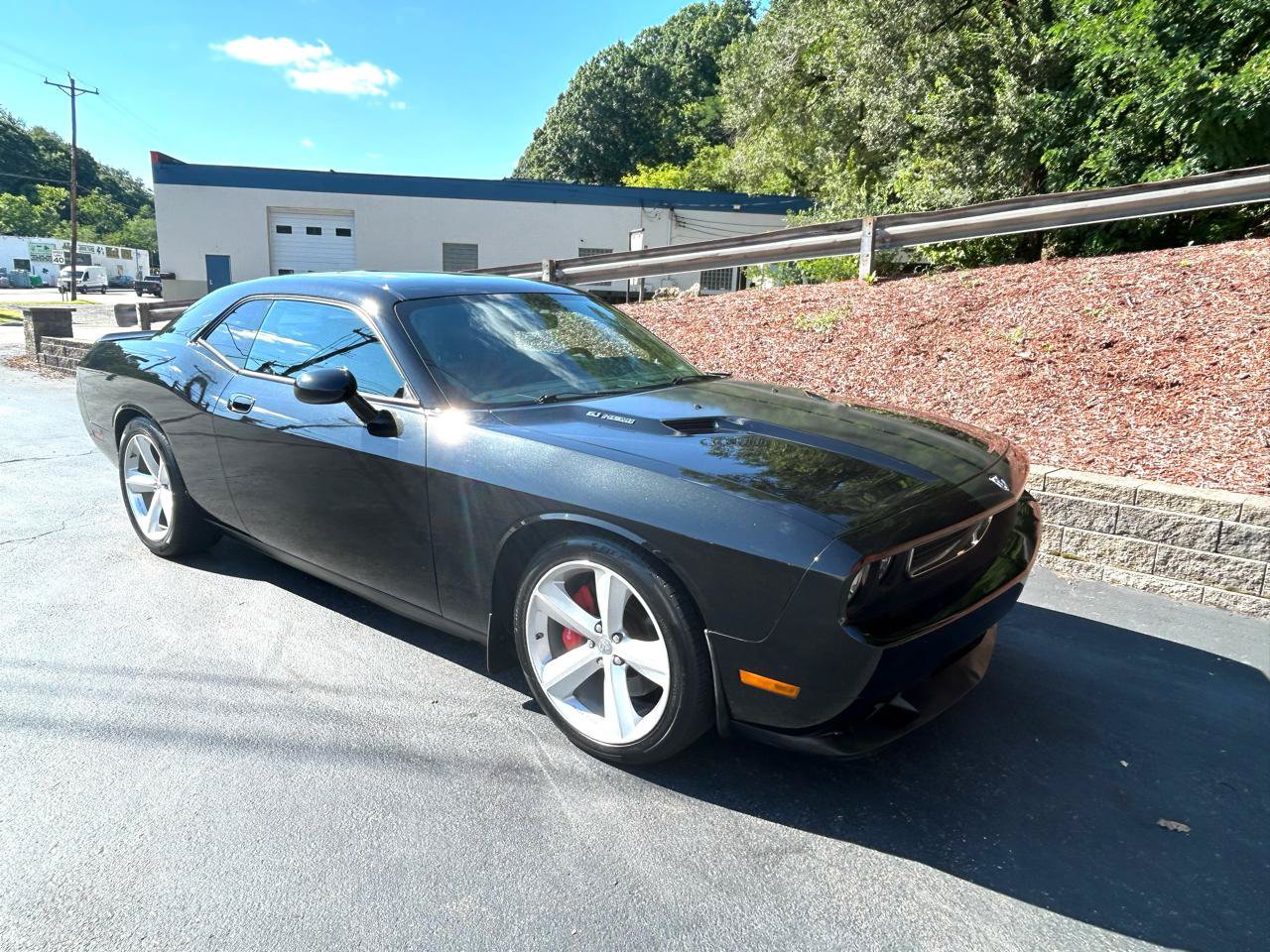 Used 2009 Dodge Challenger SRT8 RWD image 7