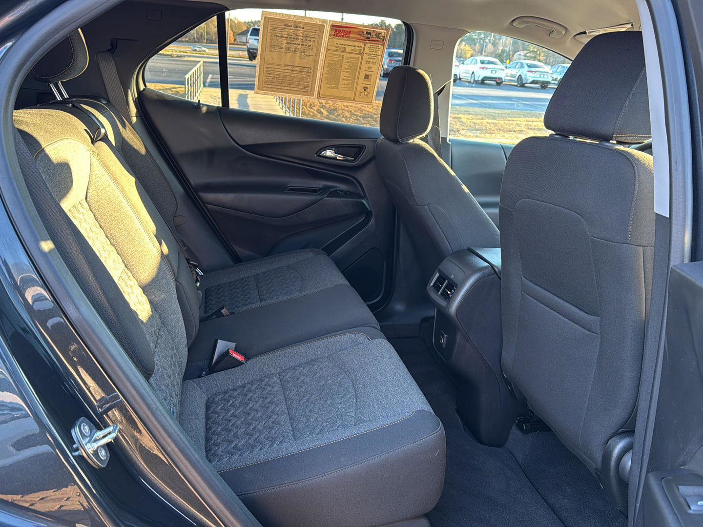 Used 2023 Chevrolet Equinox LT image 11