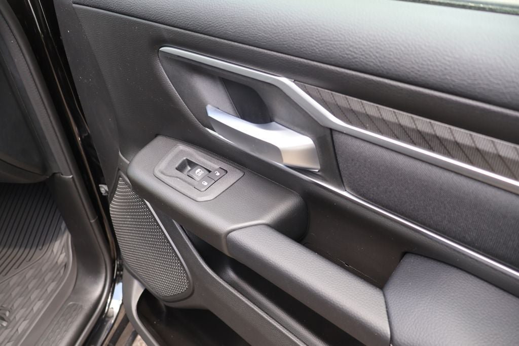 New 2026 RAM 1500 Big Horn AWD/4WD image 16