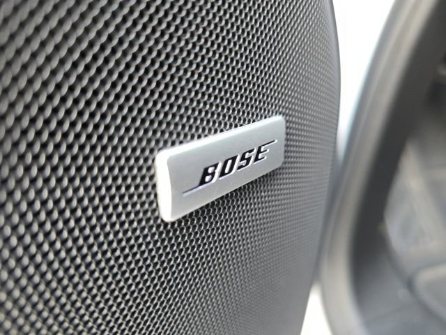 Used 2024 GMC Yukon AT4 w/ Technology Package image 30