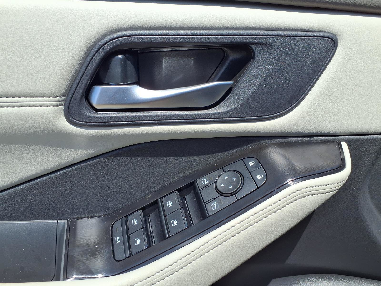New 2026 Nissan Rogue Dark Armor FWD image 24