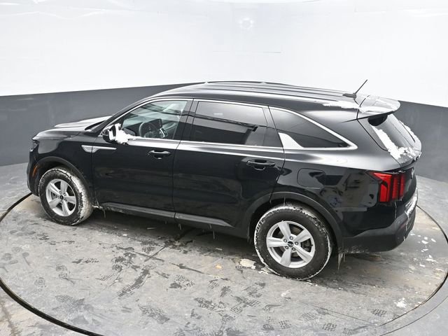 Used 2023 Kia Sorento LX image 28