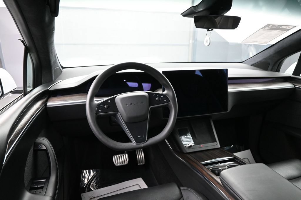 Used 2023 Tesla Model X AWD/4WD image 27