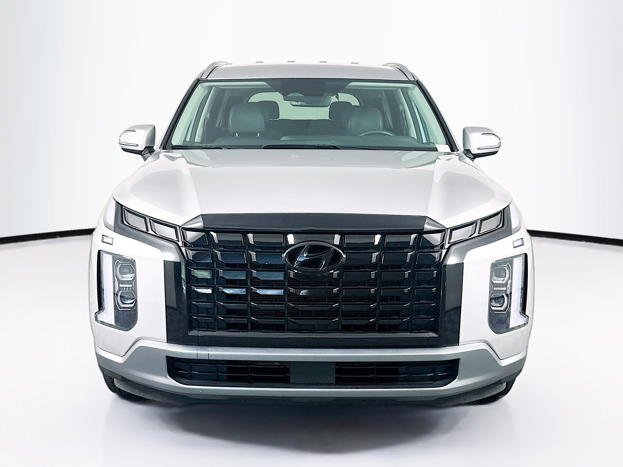 Used 2025 Hyundai Palisade SEL FWD image 2