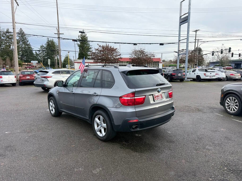 Used 2009 BMW X5 xDrive30i image 9
