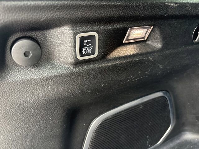 Used 2022 Jeep Grand Cherokee L Limited image 14