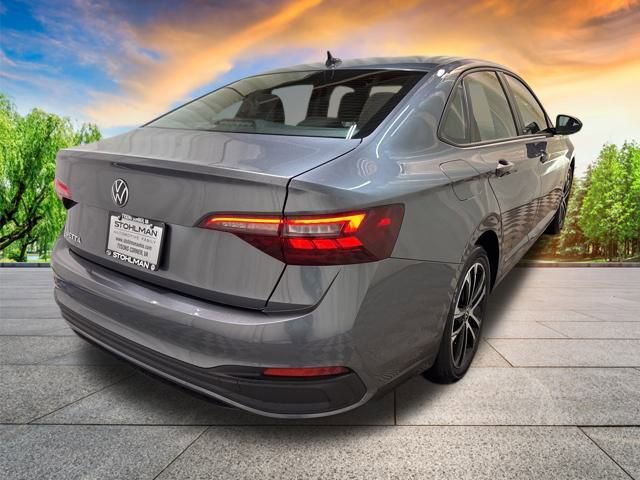 Certified 2023 Volkswagen Jetta Sport image 4