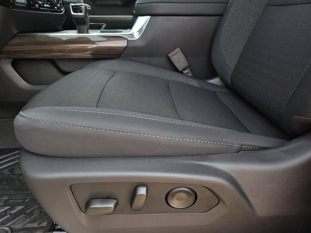 New 2026 Chevrolet Silverado 1500 LT AWD/4WD image 19