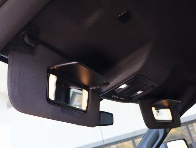 Used 2021 GMC Sierra 2500 AT4 image 30