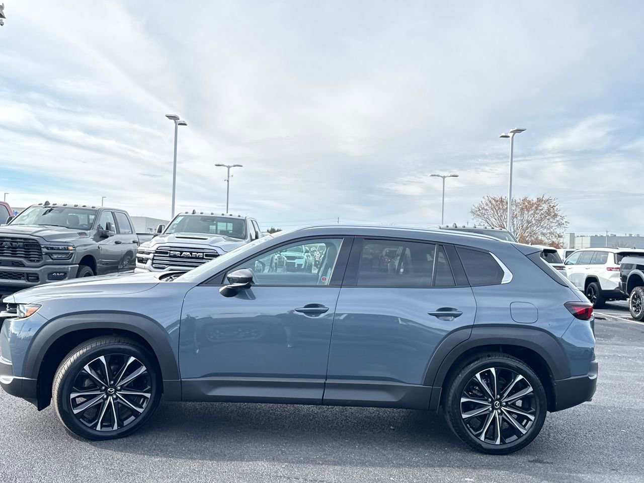 Used 2023 MAZDA CX-50 AWD 2.5 S w/ Premium Package image 6