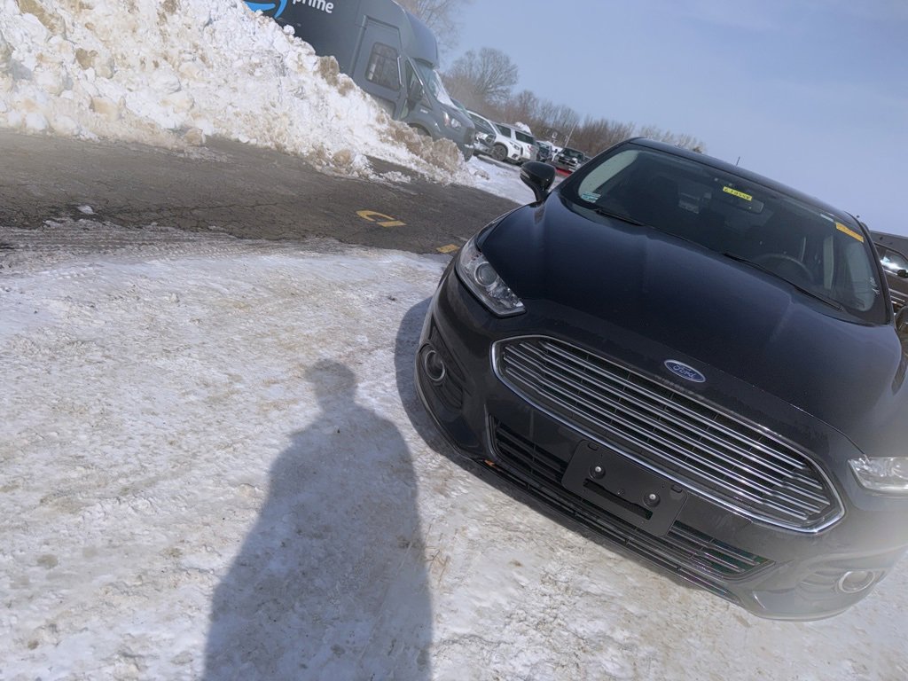 Used 2015 Ford Fusion SE w/ Equipment Group 502A image 2