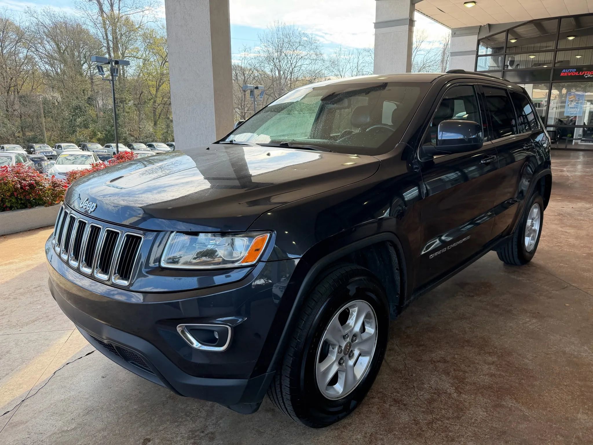 Used 2015 Jeep Grand Cherokee Laredo w/ Quick Order Package 23E image 3