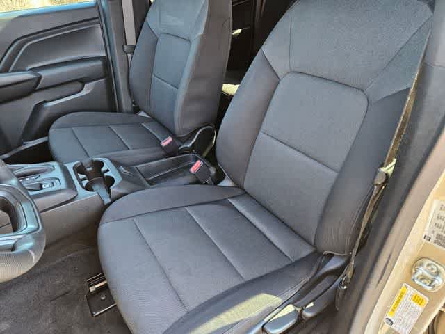 Used 2024 Chevrolet Colorado W/T RWD image 15