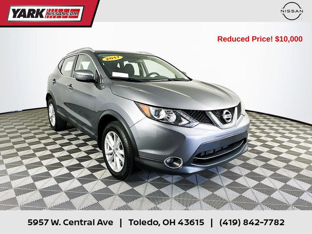 Used 2017 Nissan Rogue Sport SV w/ SV All-Weather Package