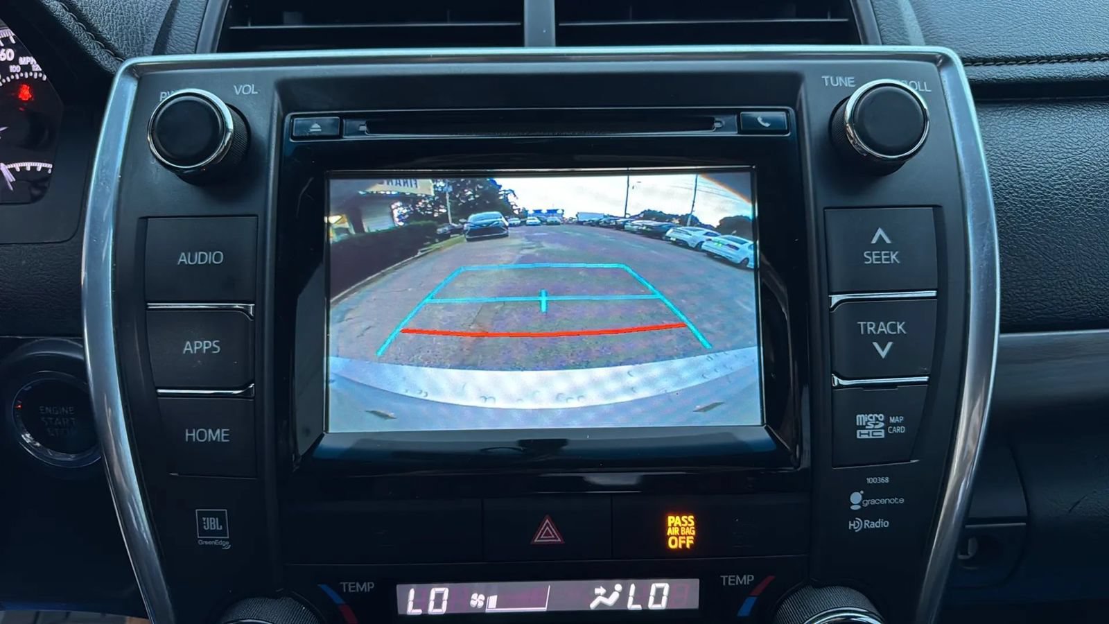 Used 2015 Toyota Camry XLE FWD image 12