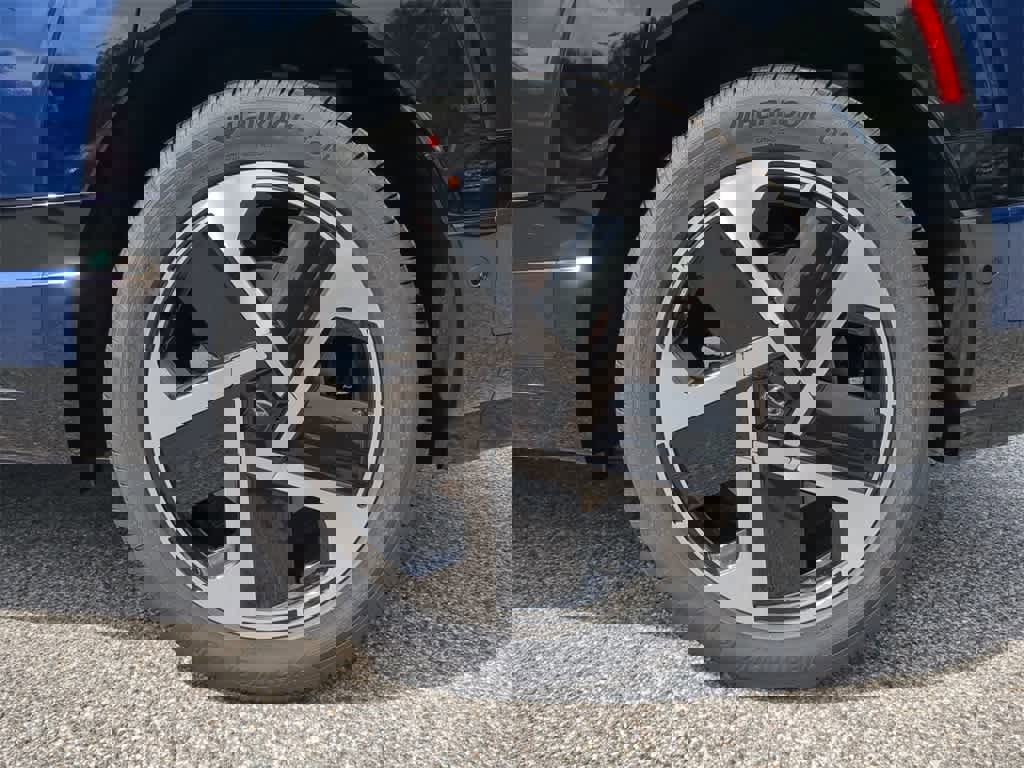 New 2026 Hyundai Ioniq 9 Limited image 13