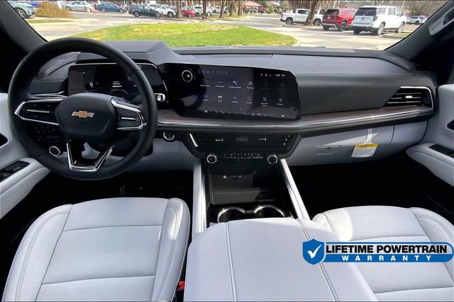 New 2025 Chevrolet Suburban Premier image 6