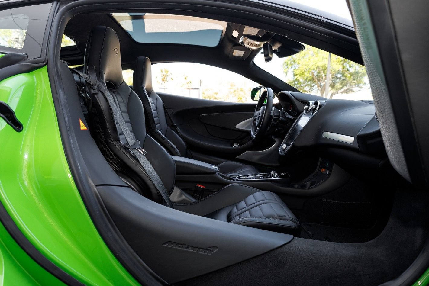 Used 2025 McLaren GTS RWD image 35