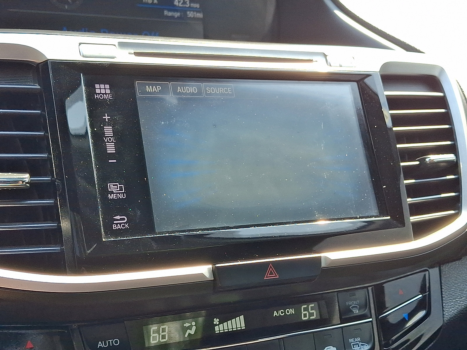 Used 2017 Honda Accord Touring image 14