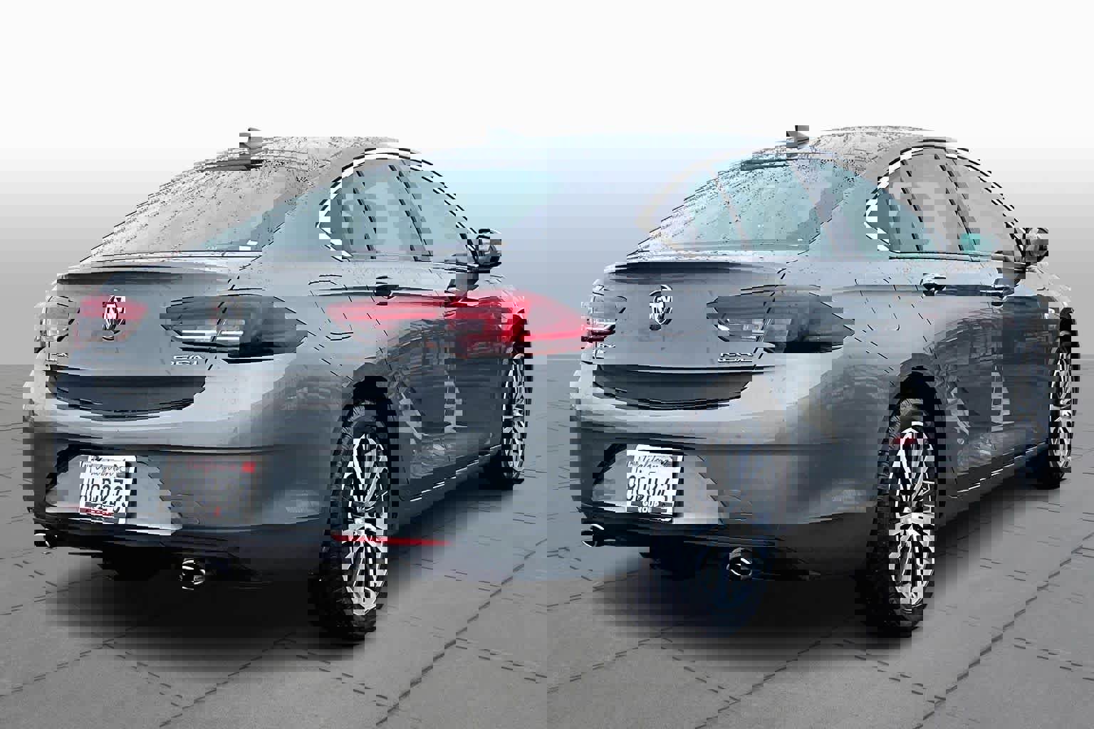 Used 2018 Buick Regal Essence image 12