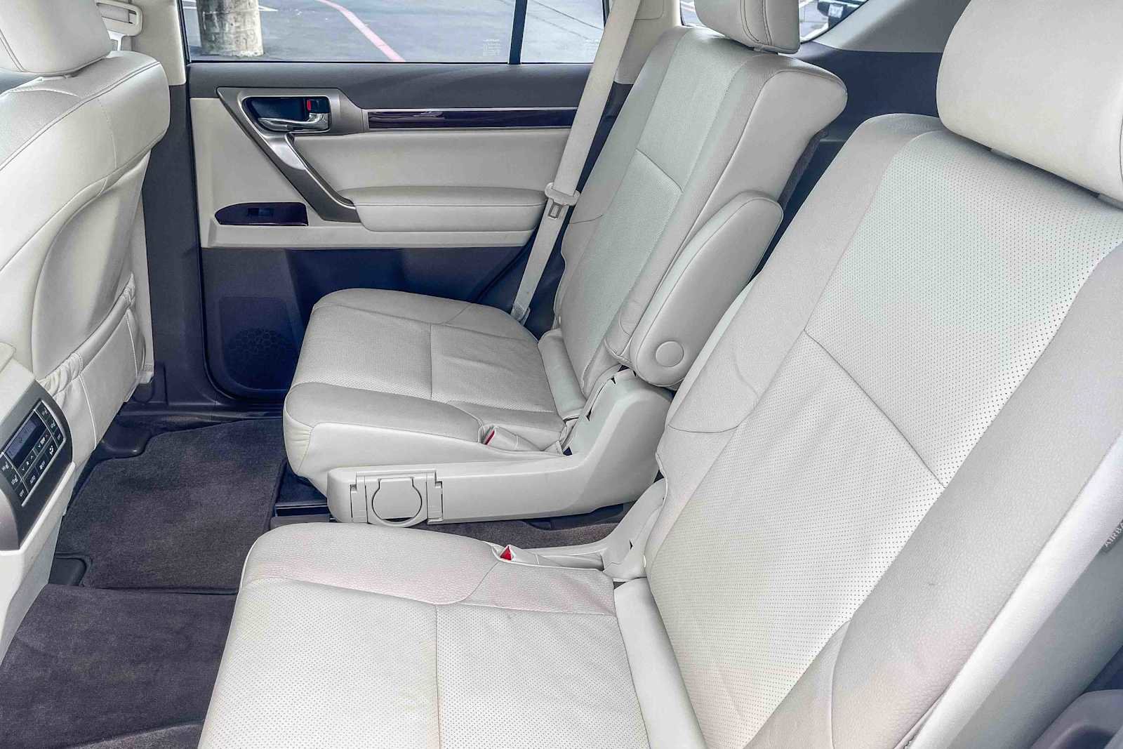 Used 2018 Lexus GX 460 Premium image 18