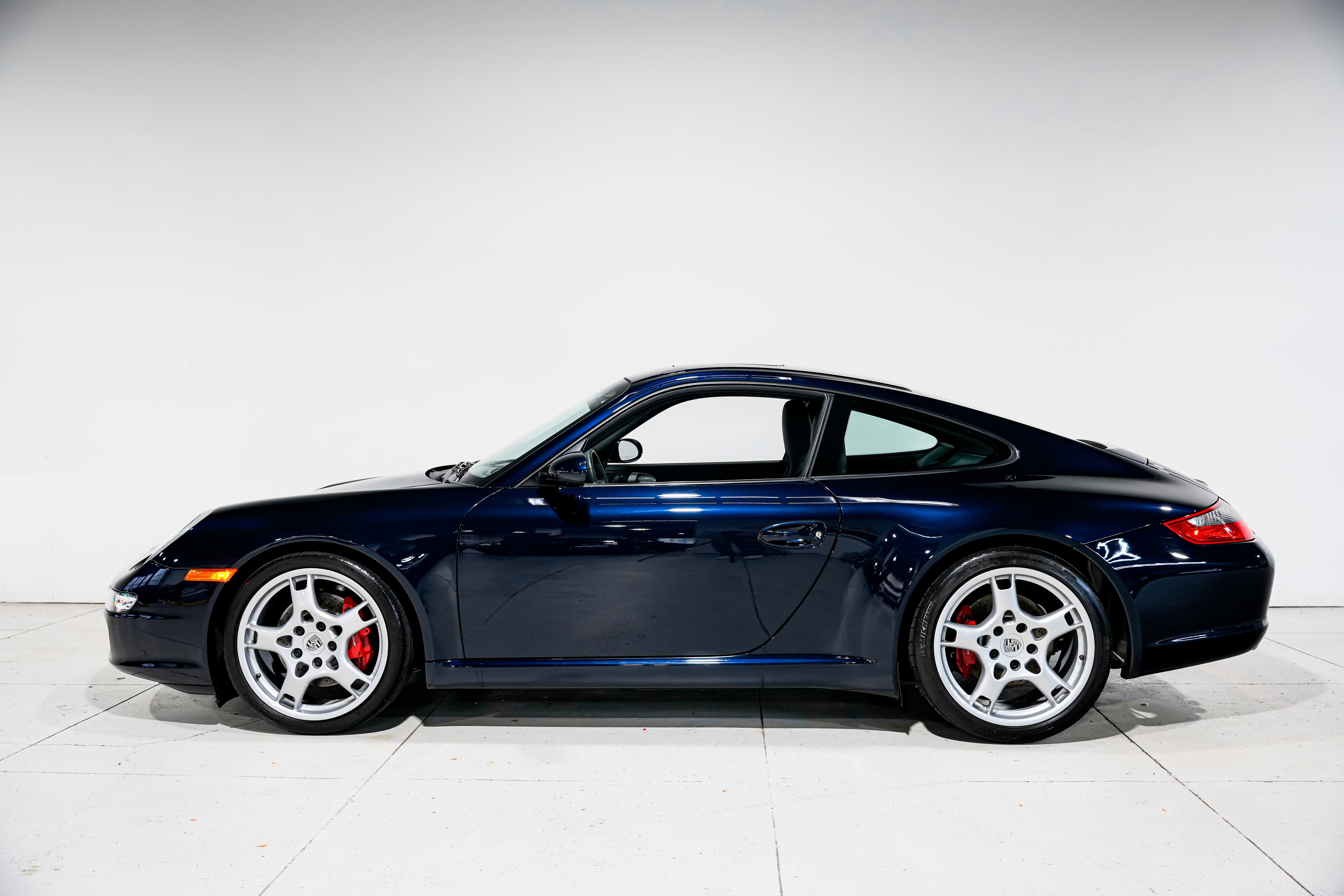Used 2006 Porsche 911 Carrera S RWD image 7