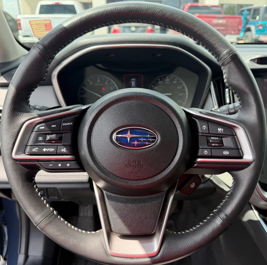 Used 2025 Subaru Outback Limited AWD/4WD image 30