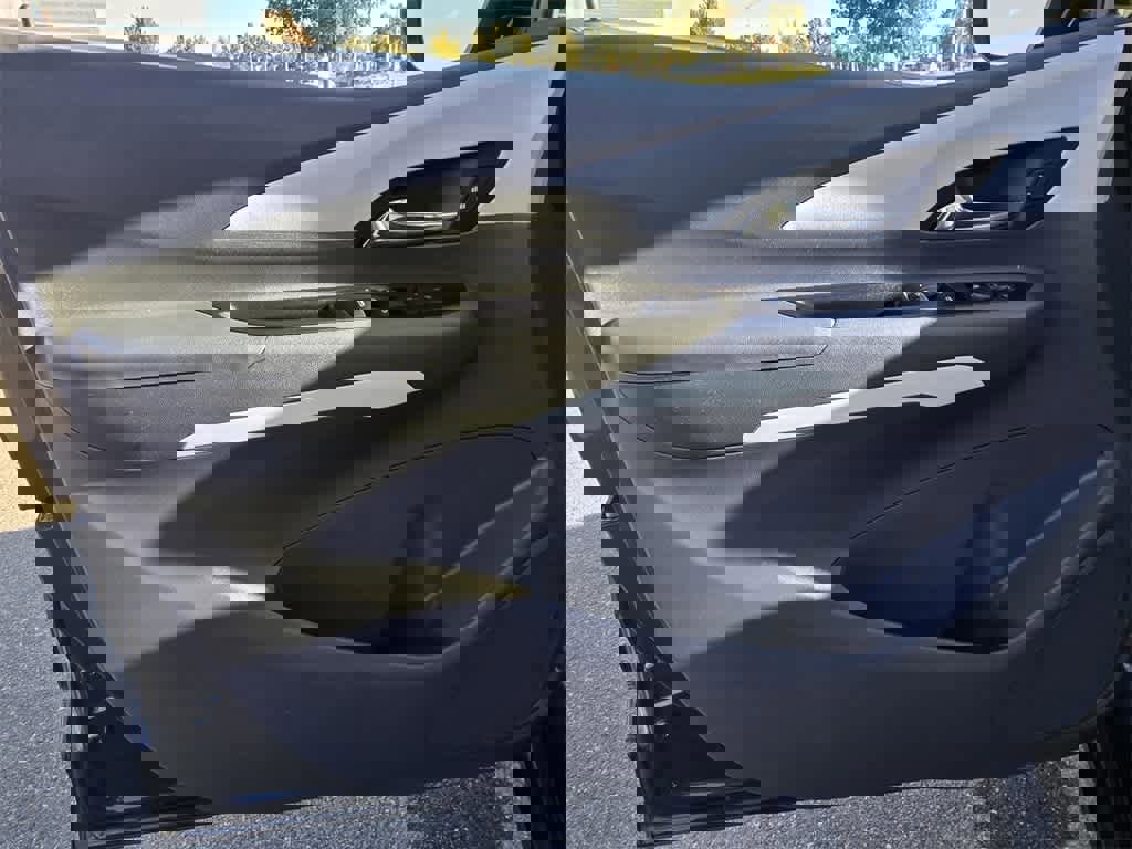 Used 2020 Chevrolet Bolt LT image 13