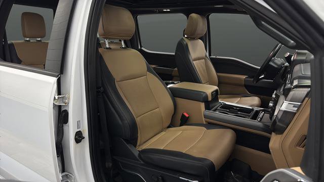 Used 2023 Ford F250 Lariat w/ Lariat Ultimate Package AWD/4WD image 22