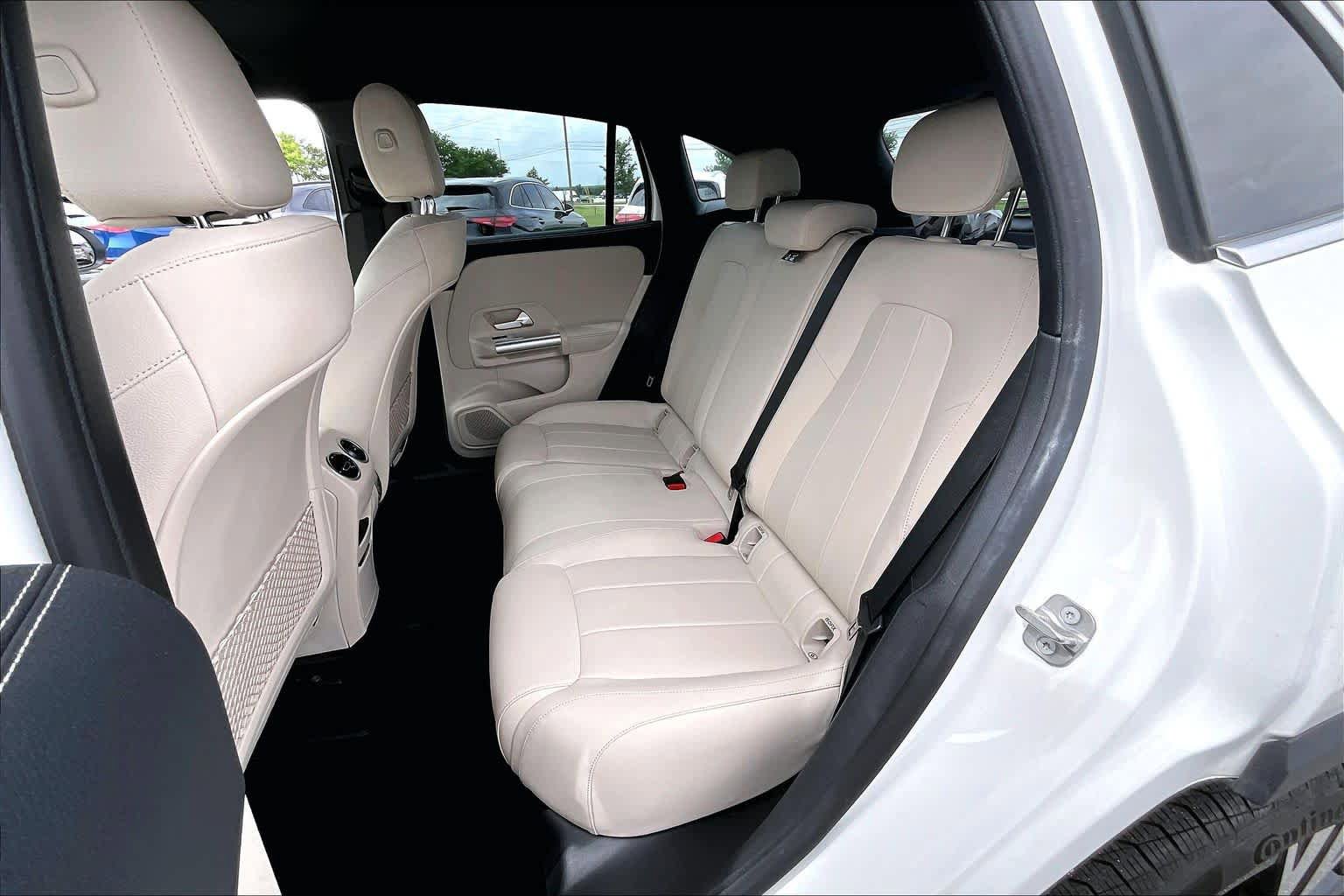 Certified 2025 Mercedes-Benz GLA 250 image 21