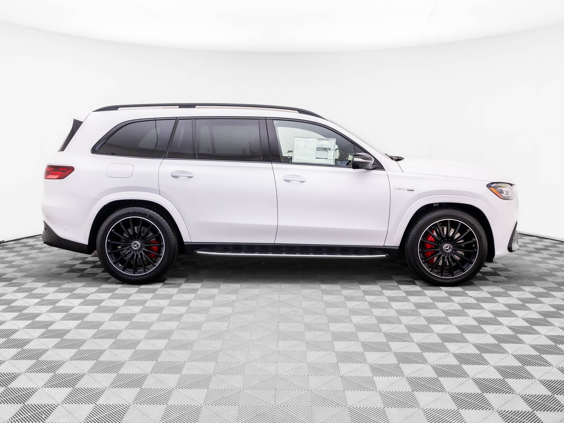 New 2026 Mercedes-Benz GLS 63 AMG 4MATIC image 6
