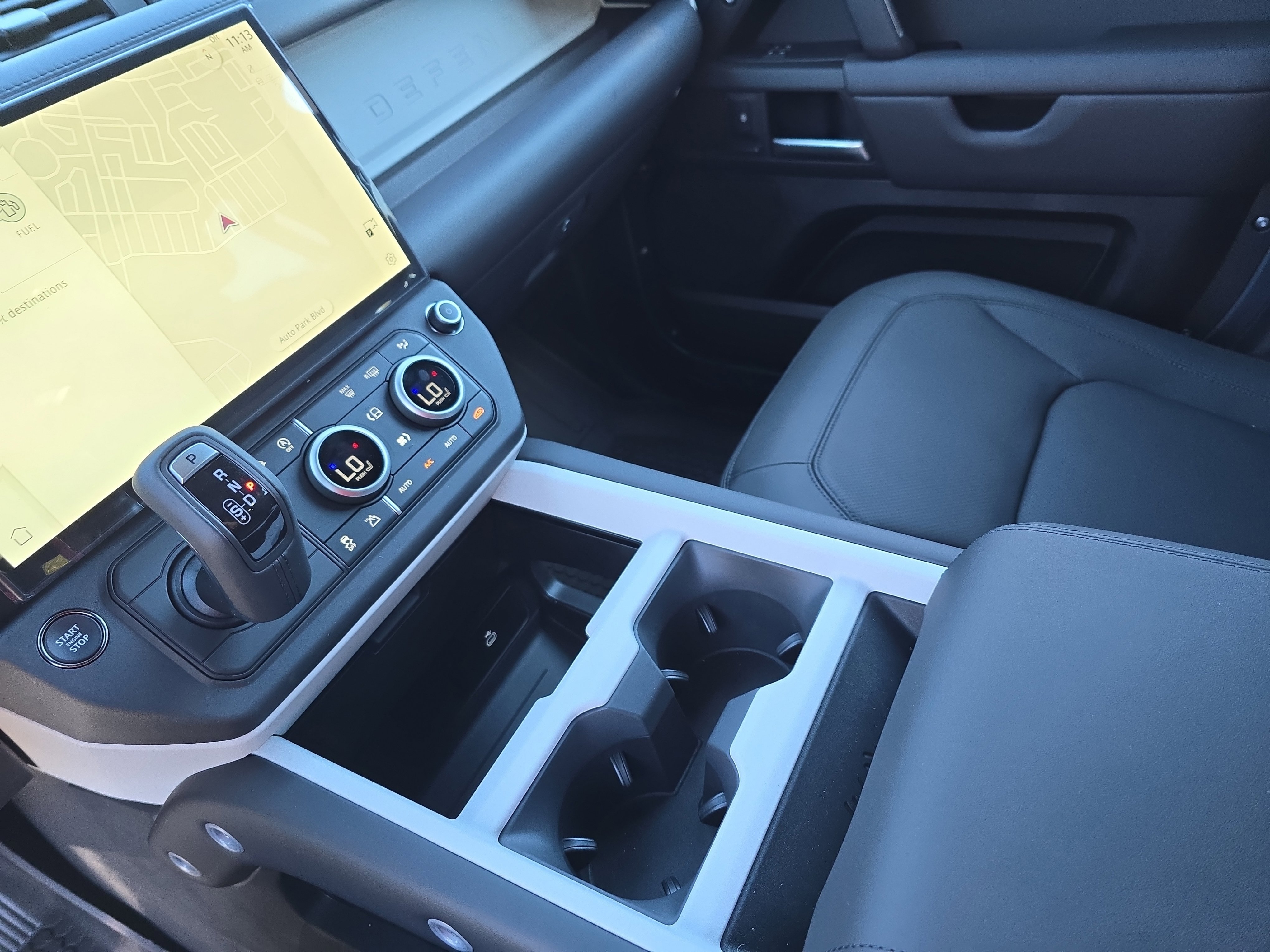 New 2026 Land Rover Defender 110 S image 24