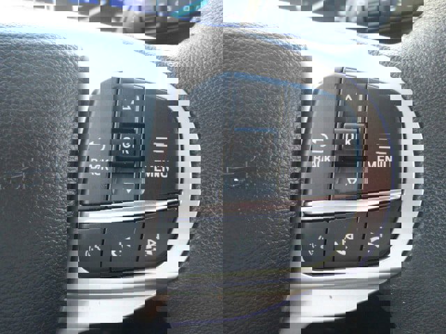 Used 2023 Ford Explorer Limited image 24