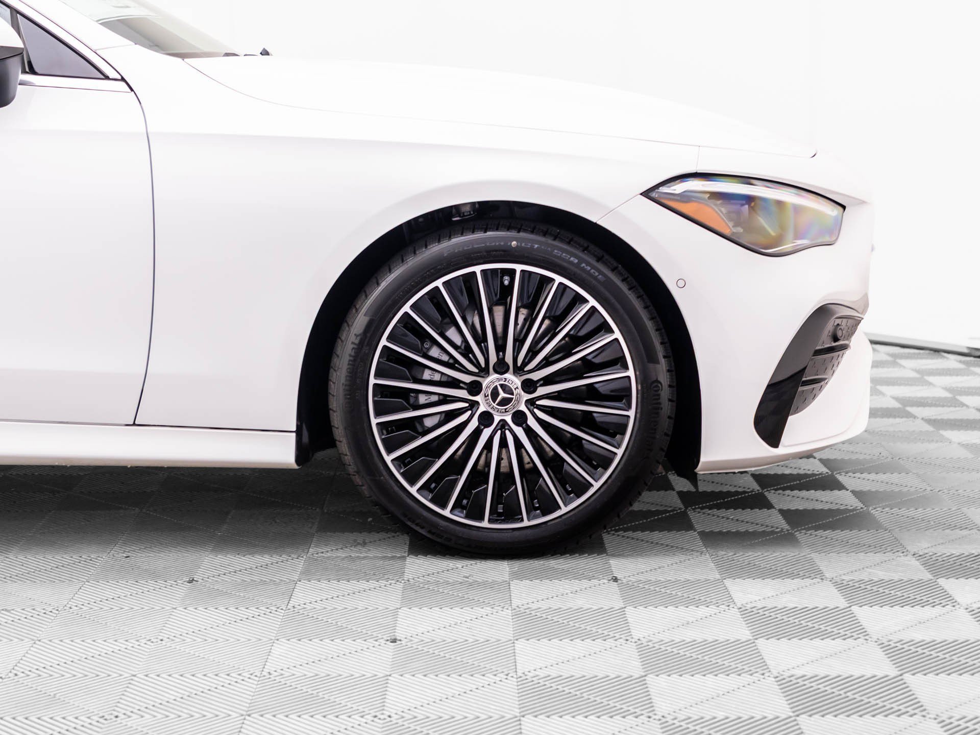New 2027 Mercedes-Benz CLE 300 4MATIC Cabriolet image 32