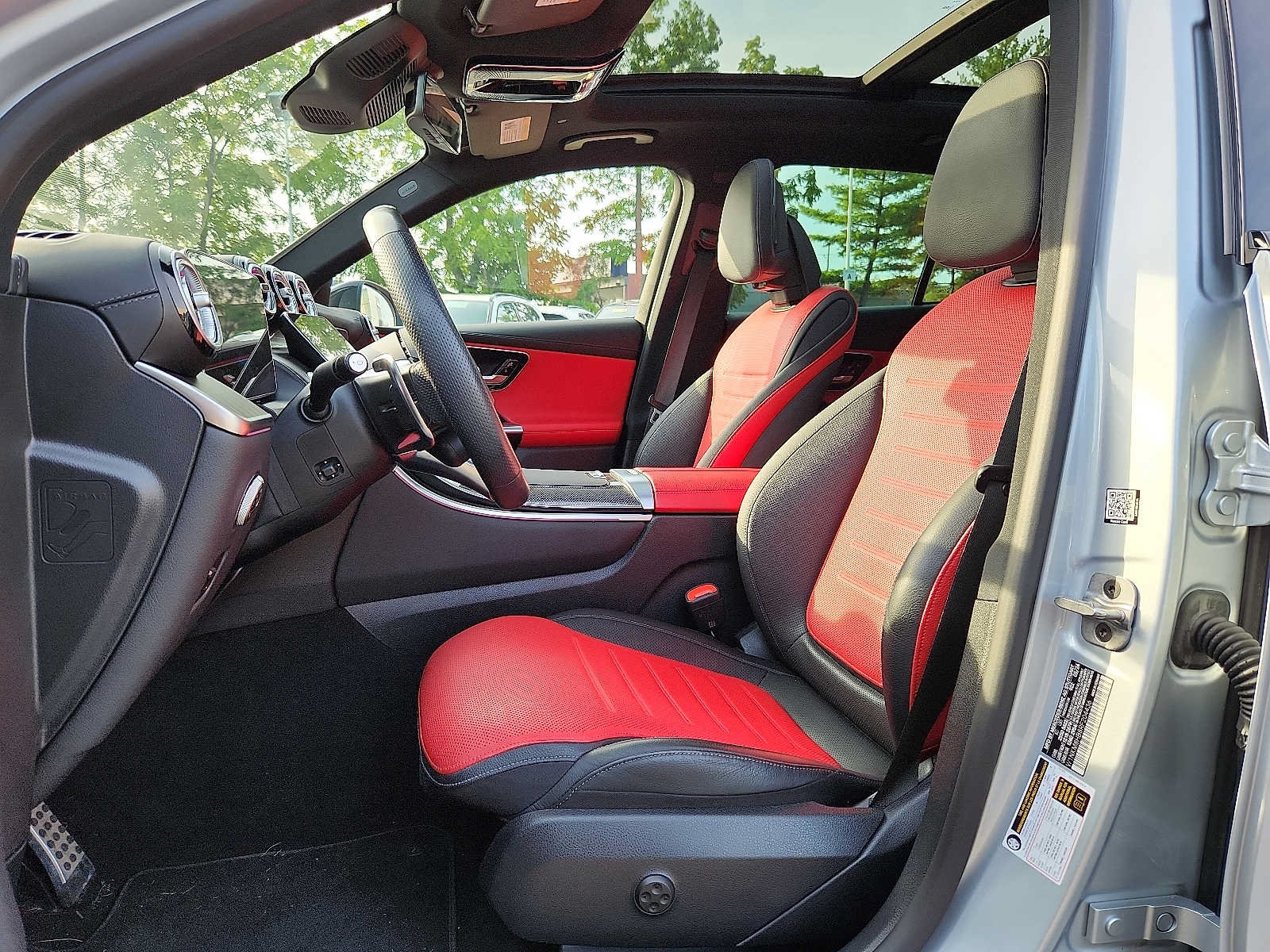 Used 2024 Mercedes-Benz GLC 43 AMG 4MATIC image 13