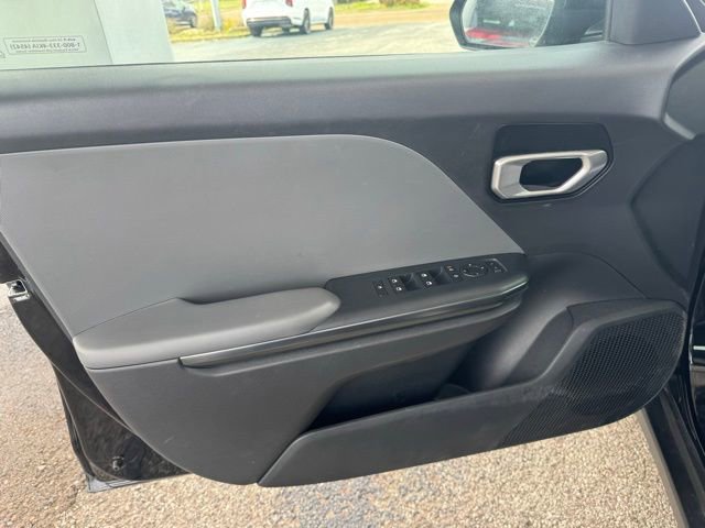 Used 2025 Kia K4 LXS image 15