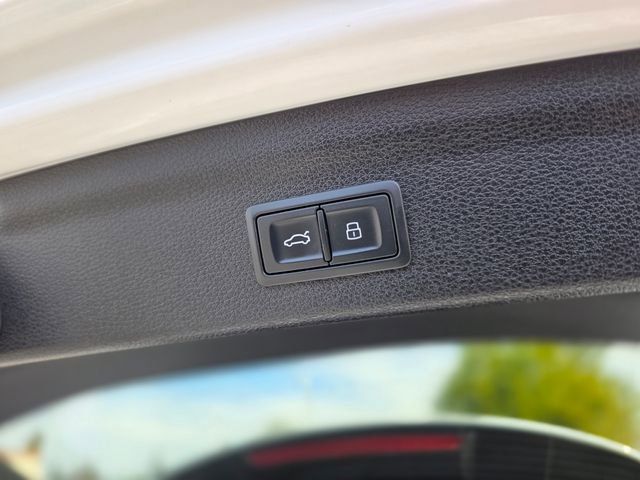 Used 2023 Audi Q3 2.0T Premium image 15