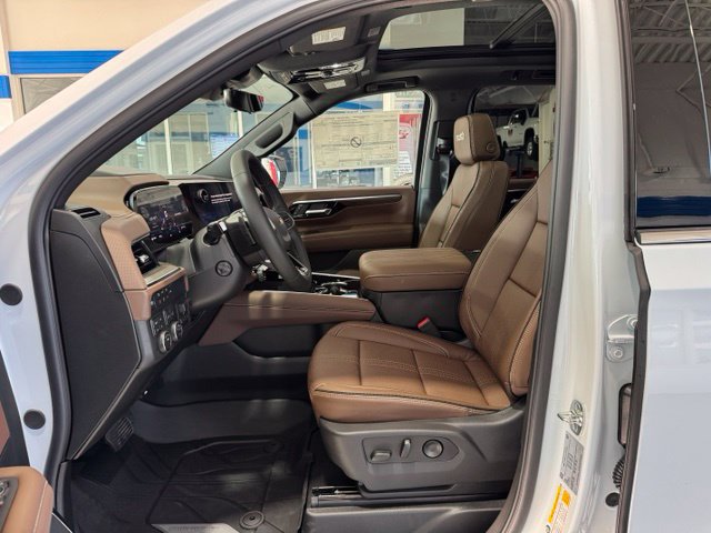 New 2027 Chevrolet Suburban High Country w/ Sun And Tow Package AWD/4WD image 8