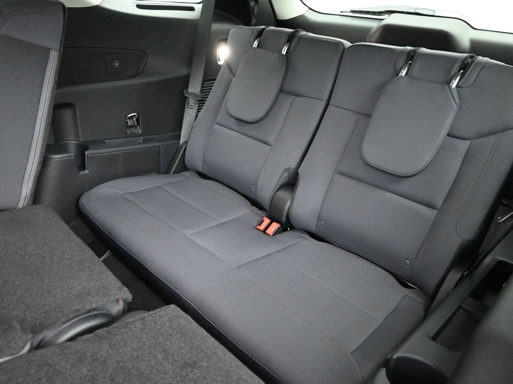 New 2026 Ford Explorer Active RWD image 19