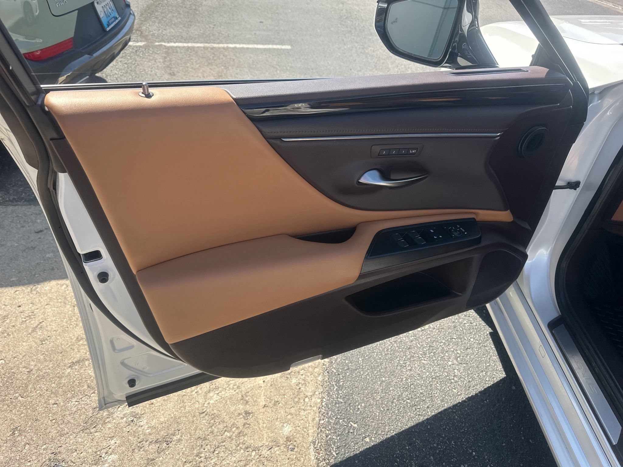 Used 2021 Lexus ES 250 AWD/4WD image 19