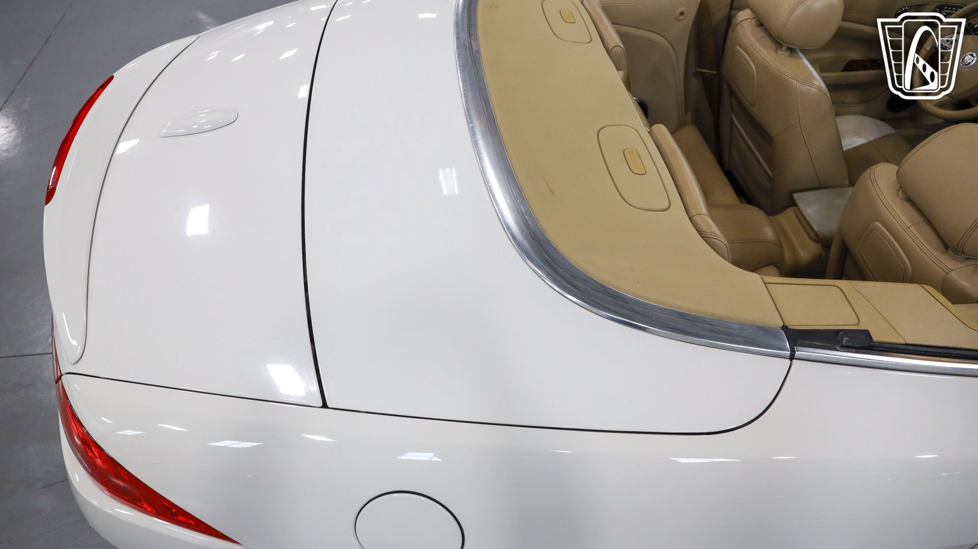 Used 2010 Jaguar XK Convertible image 33