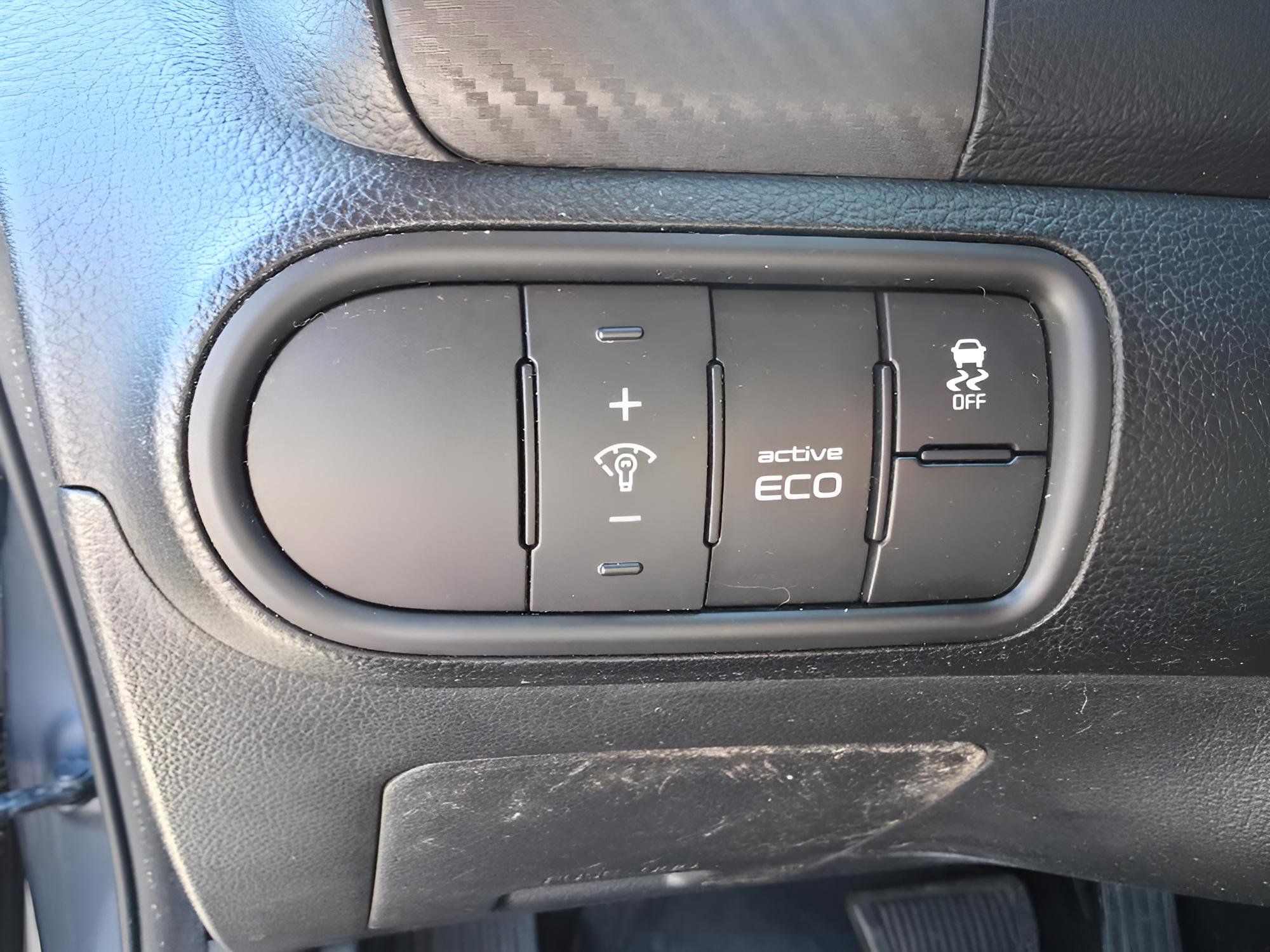 Used 2014 Kia Forte EX FWD image 21