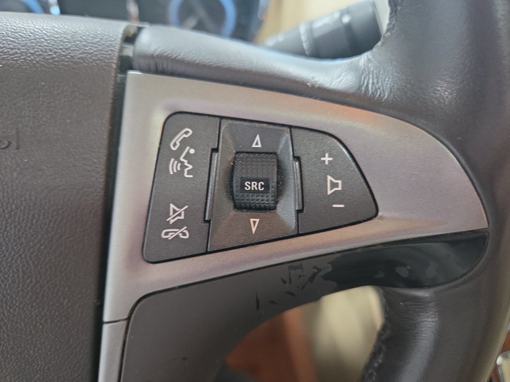 Used 2011 Buick LaCrosse CXL FWD image 37