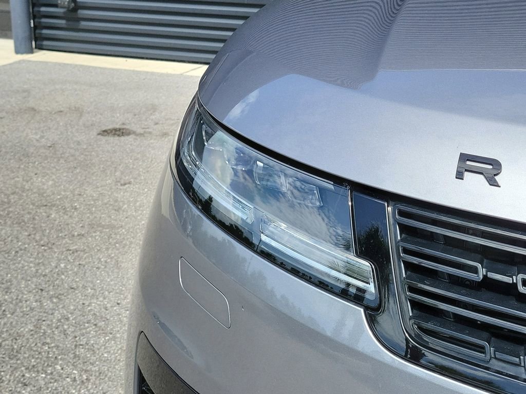 Used 2024 Land Rover Range Rover Sport Dynamic SE AWD/4WD image 15