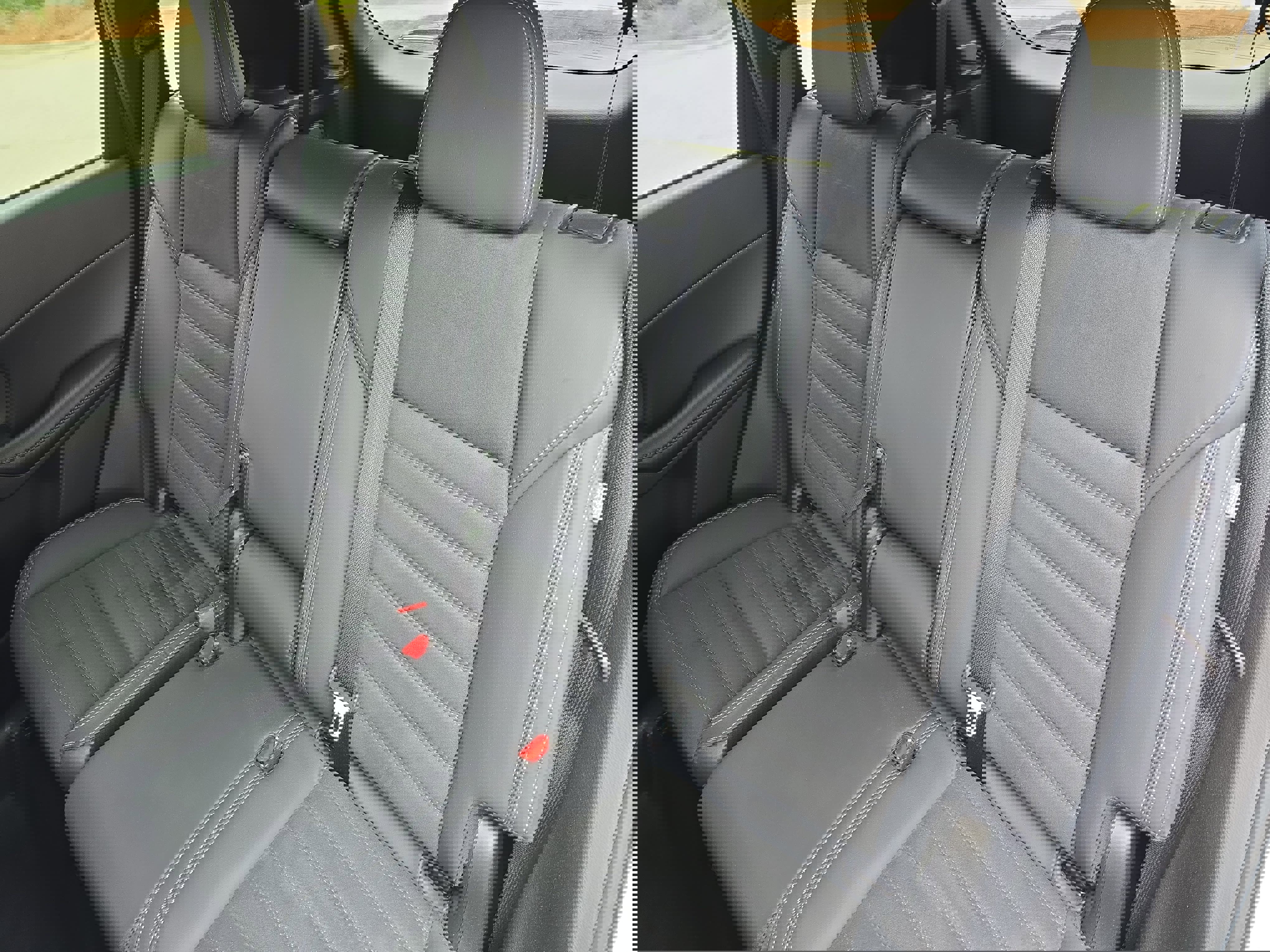 Used 2022 Mitsubishi Outlander SE image 14