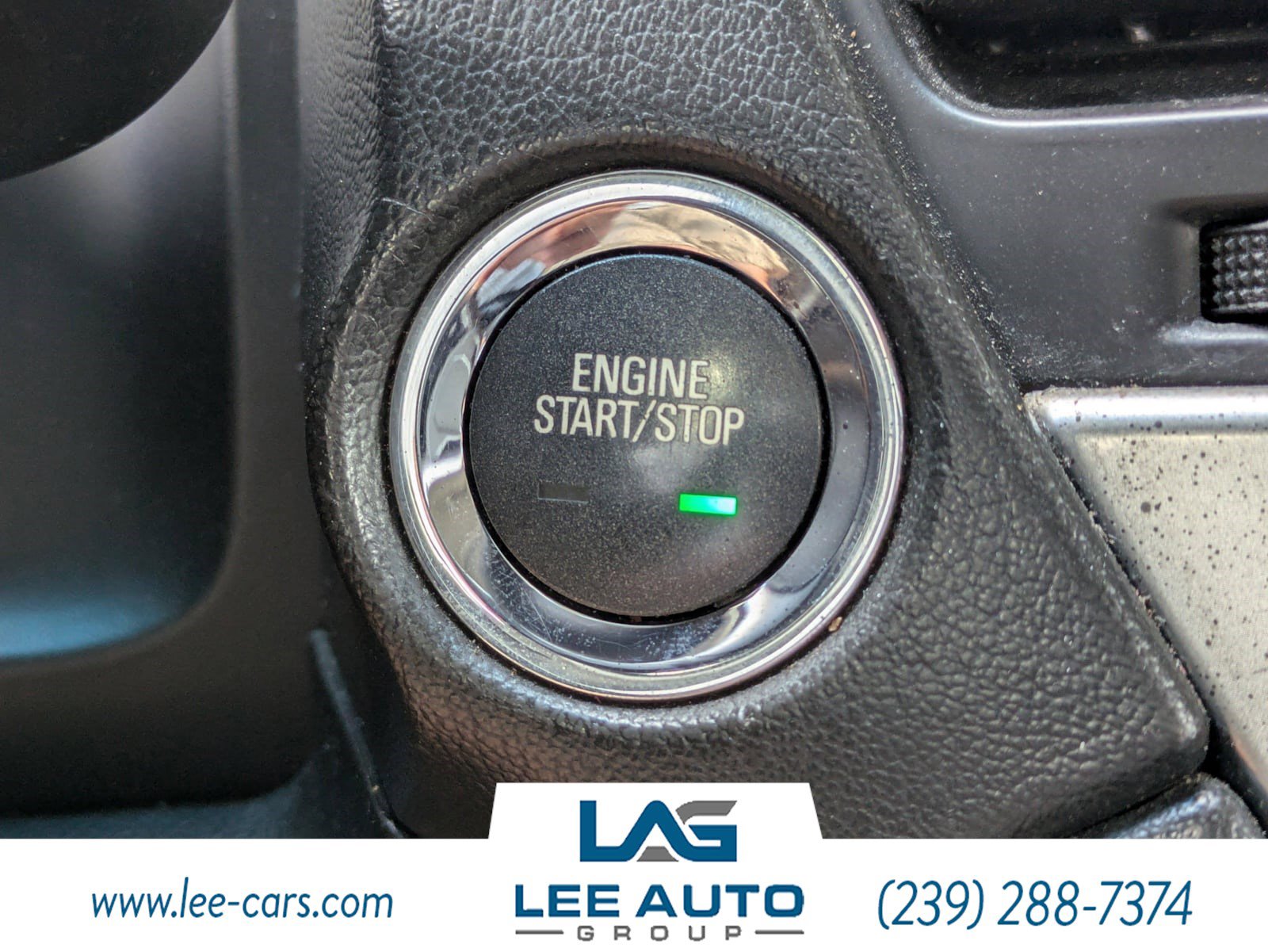 Used 2015 Chevrolet Suburban LTZ RWD image 30