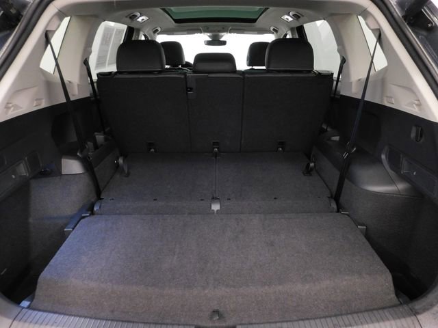 Used 2024 Volkswagen Tiguan SE image 17